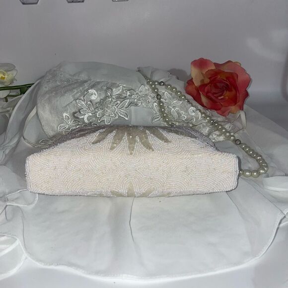 Elegant Cream Beaded Bridal Bag with accenting roses - Picture 7 of 11
